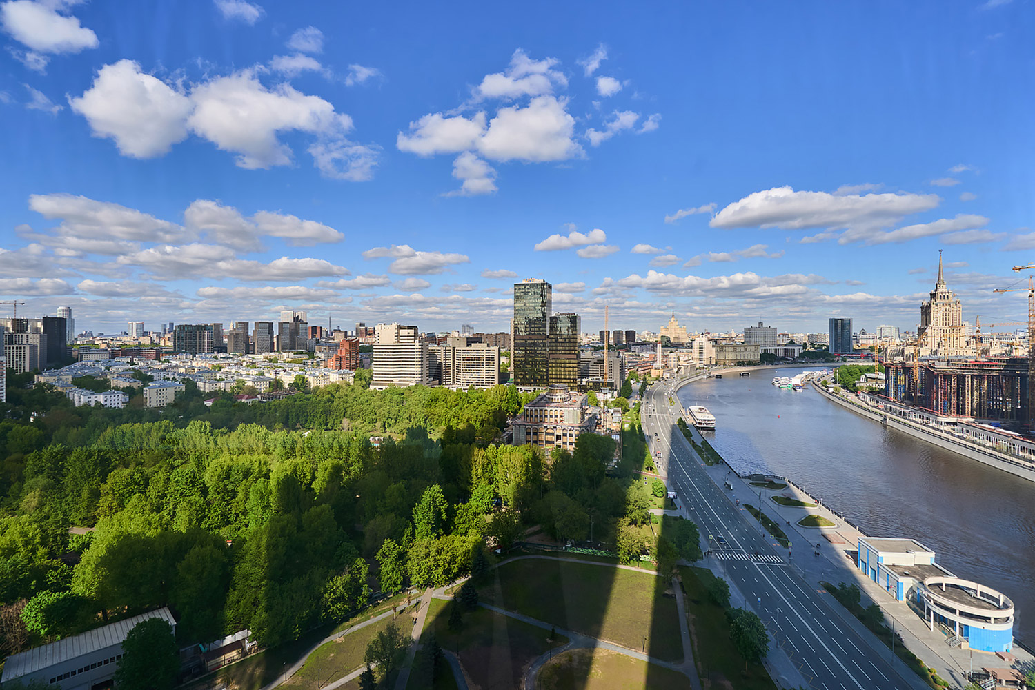 Рост продаж жилья в новостройках Москвы в 2025 году составил 9%